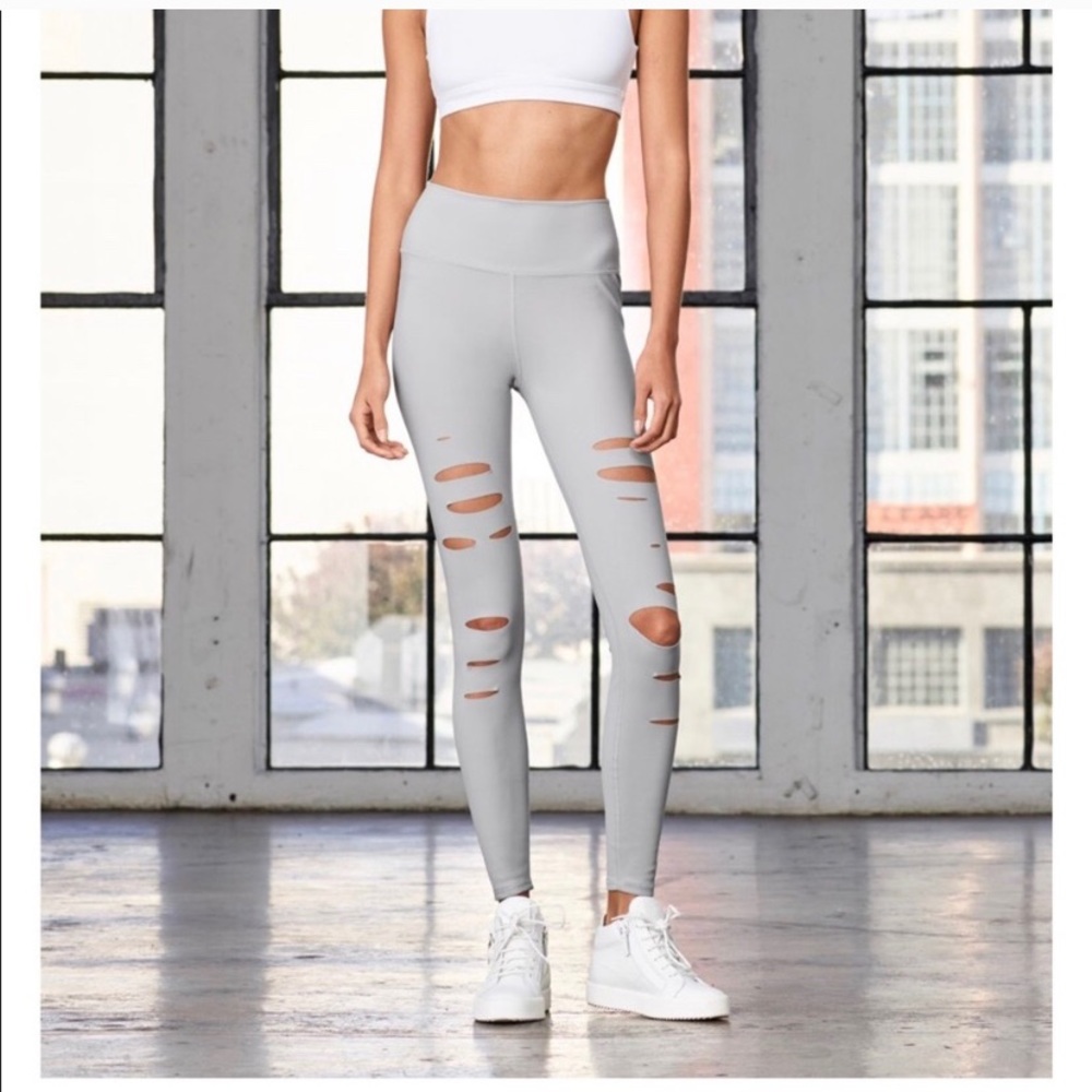 Alo Yoga Ripped Warrior Leggings